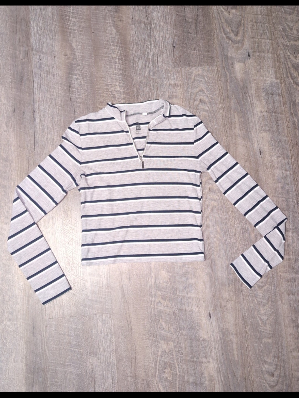 Womens Small- Gray striped long sleeve with zipper at top. Excellent condition